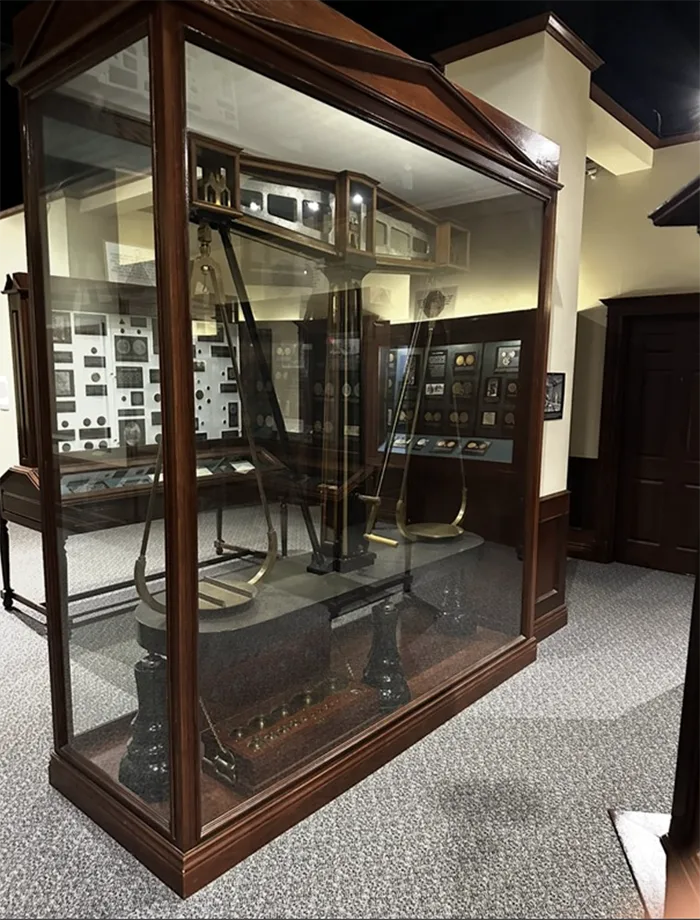 Large vintage scales on display amid the Byron Reed Collection. Image: NGC.