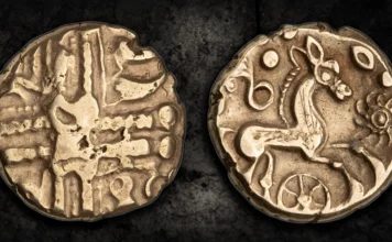 Catuvellauni gold stater depicting horse, chariot wheel, and astral imagery. (ANS 1944.100.78360)