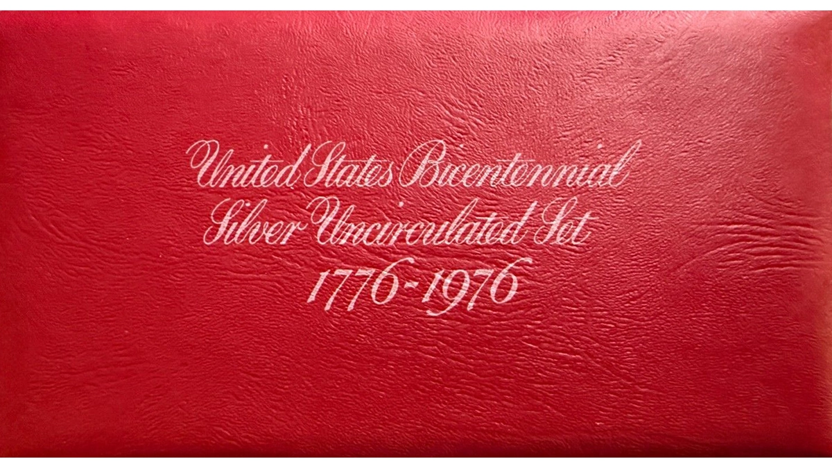 1776-1976 United States Bicentennial Silver Uncirculated Set.